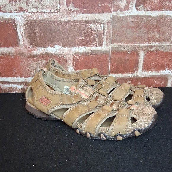 Sketchers Fisherman Sandals Womens Size 6 Leather Brown Slip On Biker River - Picture 1 of 6